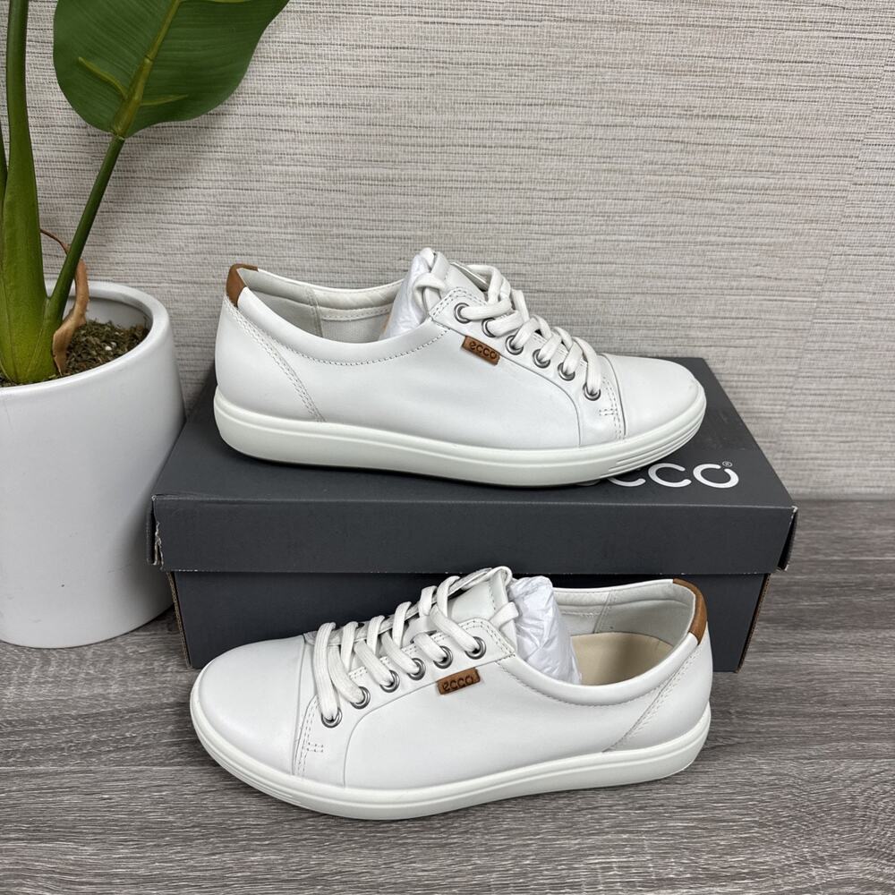 Ecco Soft 7 Women’s Leather Sneakers